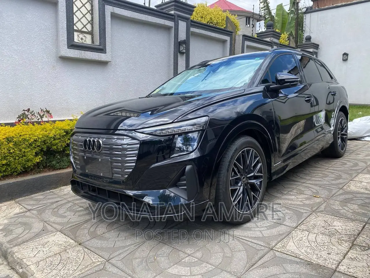 New Audi Q5 2023 Black