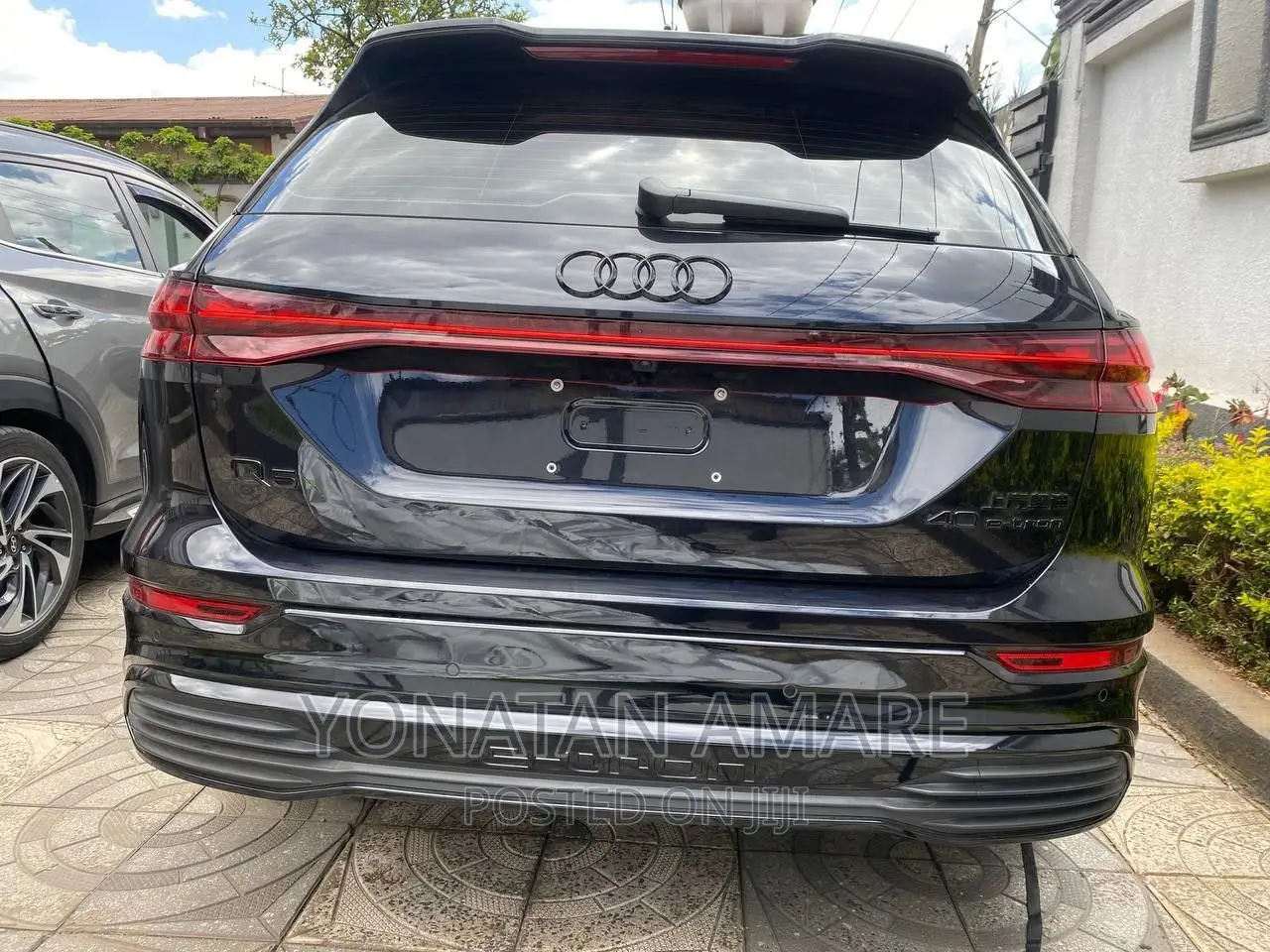 New Audi Q5 2023 Black