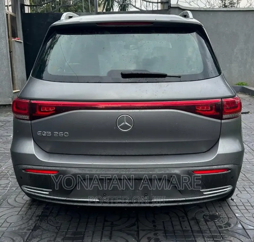 New Mercedes-Benz 260E 2023