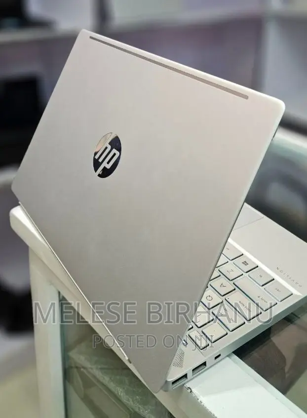 New Laptop HP Pavilion 15 8GB Intel Core I7 SSD 512GB