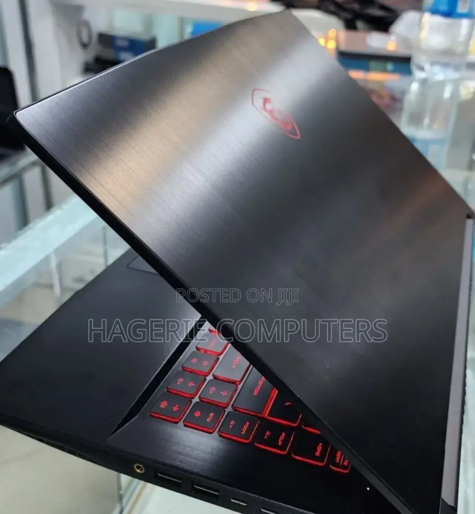 New Laptop MSI Katana GF66 16GB Intel Core I7 SSD 1T