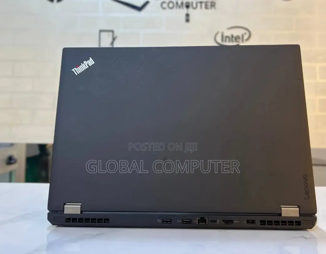 New Laptop Lenovo Legion Y730 16GB Intel Core I7 SSD 256GB
