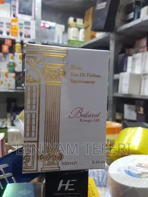 Photo - Bakarat Men Girl Perfume