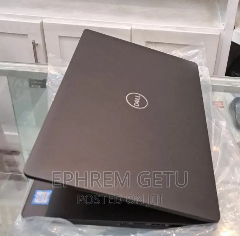 New Laptop Dell Latitude 5310 8GB Intel Core I5 SSD 256GB