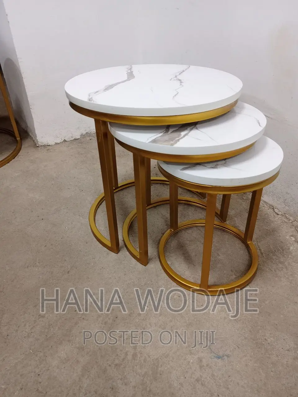 ኮፌ ቴብሎች በተለያየዪ ከለርና ዲዛይን