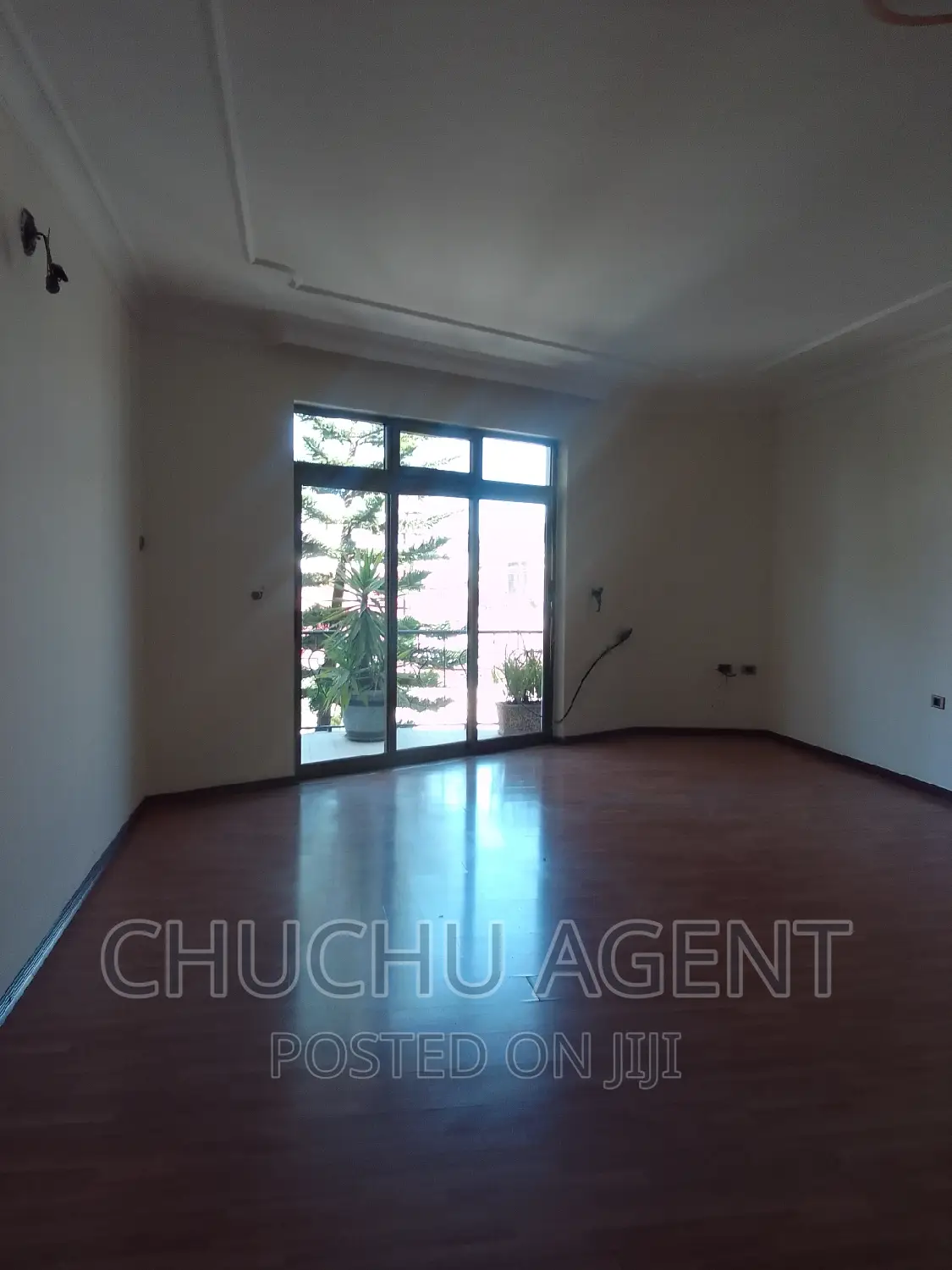 7bdrm Townhouse/Terrace in Bole for sale