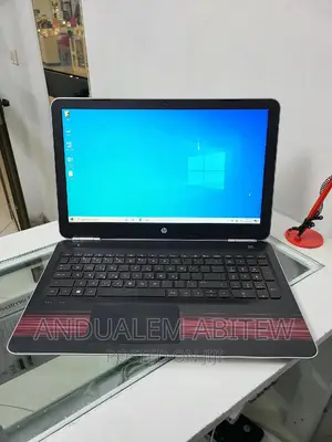 New Laptop HP Pavilion 15 8GB Intel Core I7 SSHD (Hybrid) 1T