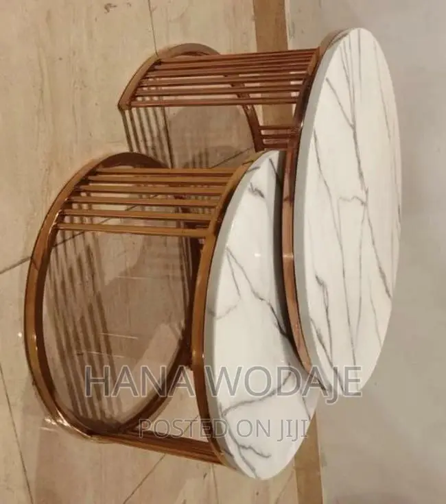 የመሀል የሶፋ ቴብል