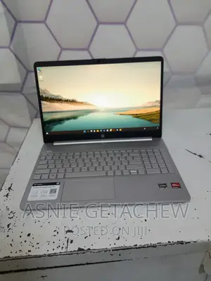 New Laptop HP Stream Notebook 8GB Intel Core I5 SSD 256GB