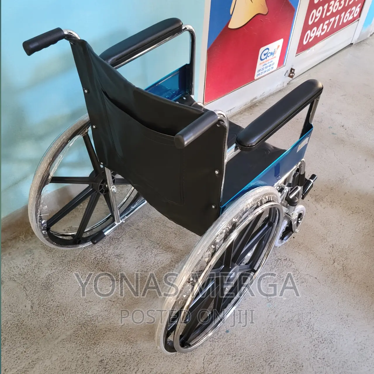 Wheelchair Chrome Standard Wheel Chair 24"Mag Wheel Ar-0100