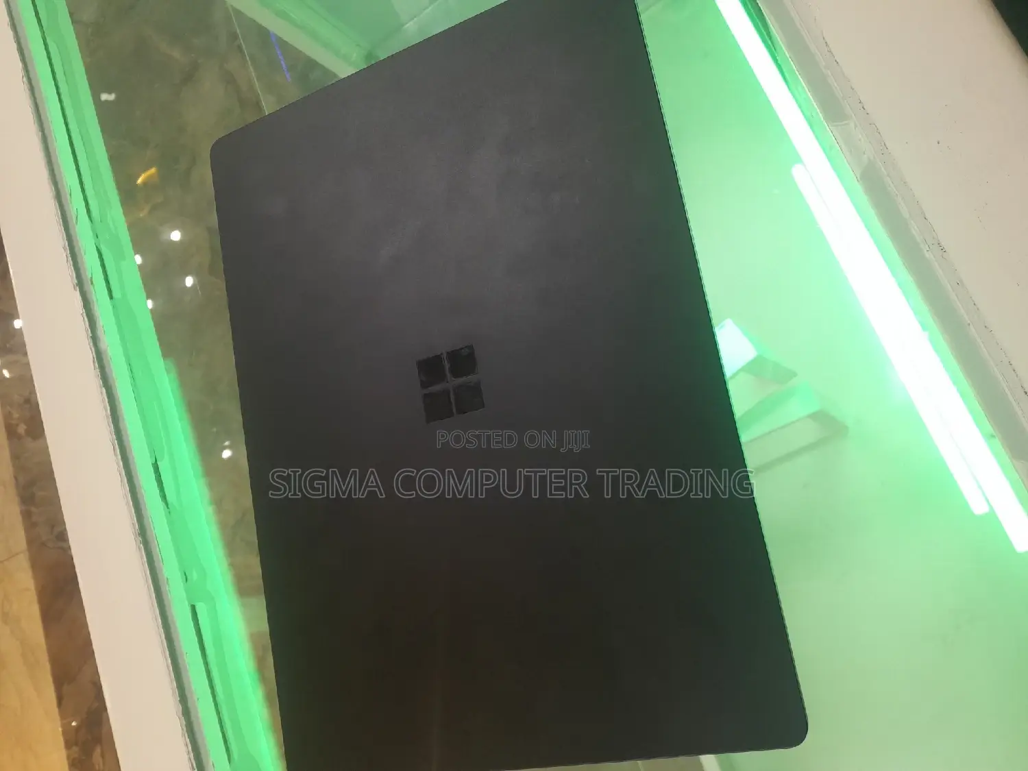 New Laptop Microsoft Surface Book 3 8GB Intel Core I5 SSD 256GB