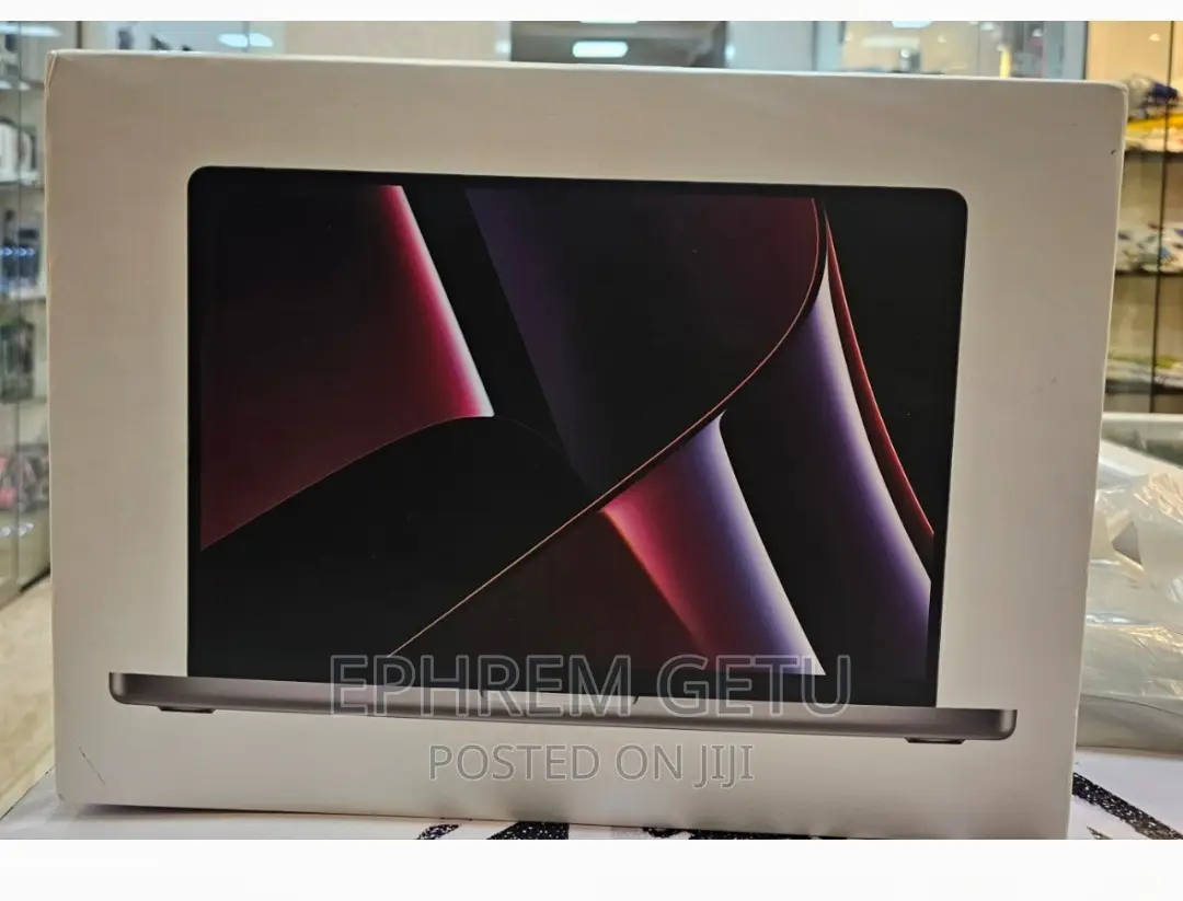 New Laptop Apple MacBook Pro 2022 M2 16GB Apple M2 SSD 512GB