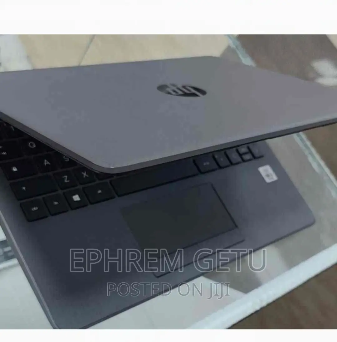 New Laptop HP Stream Notebook 8GB Intel Core I5 HDD 1T