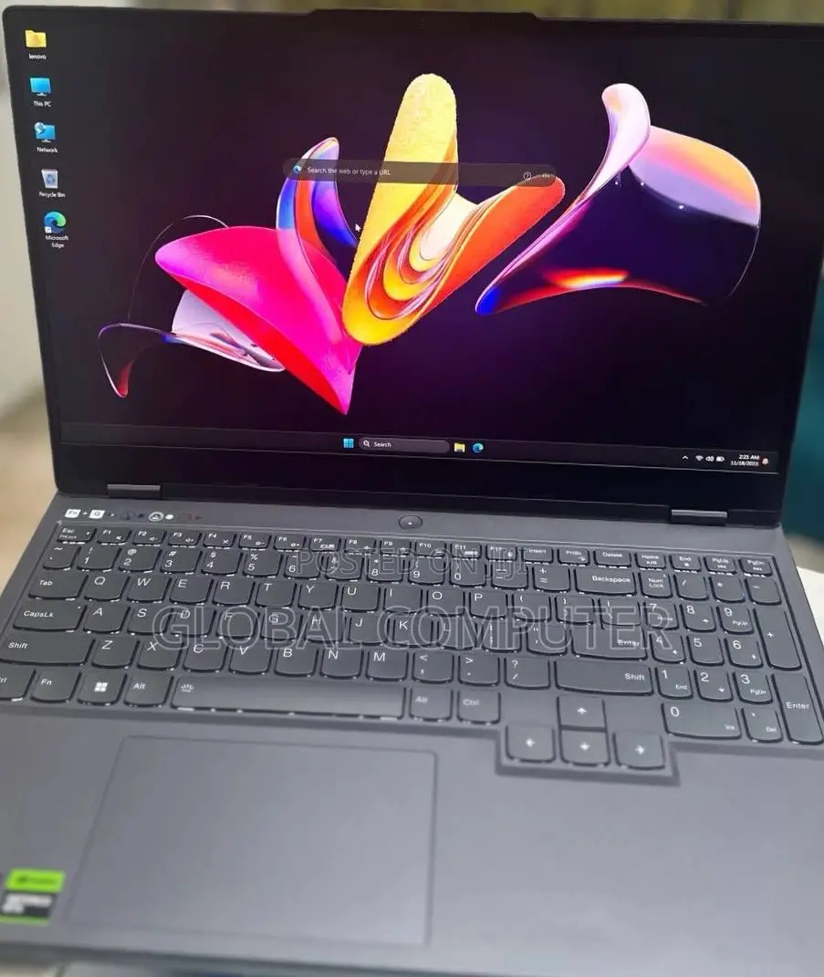 New Laptop Lenovo Legion 5 16GB AMD Ryzen 7 SSD 512GB