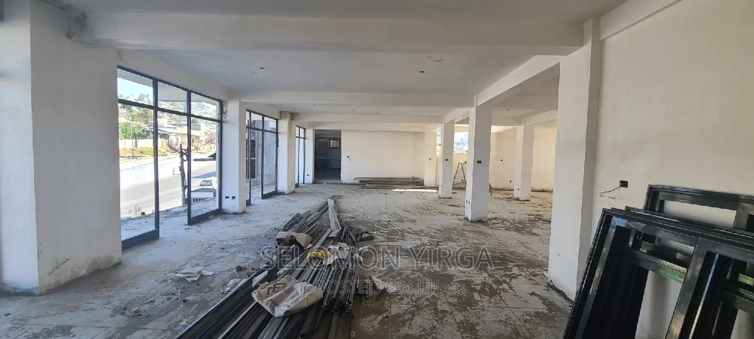 ለከራይ የቀራበ ቢሮ