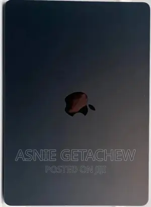 Photo - New Laptop Apple MacBook Air 2022 M2 256GB Intel Core i5 SSD 512GB