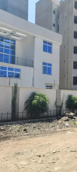7bdrm House in አድስ አበባ, Bole for sale