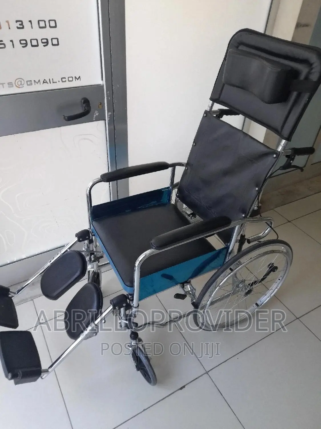 Multifunctional Commode Wheelchair in Slightly Used