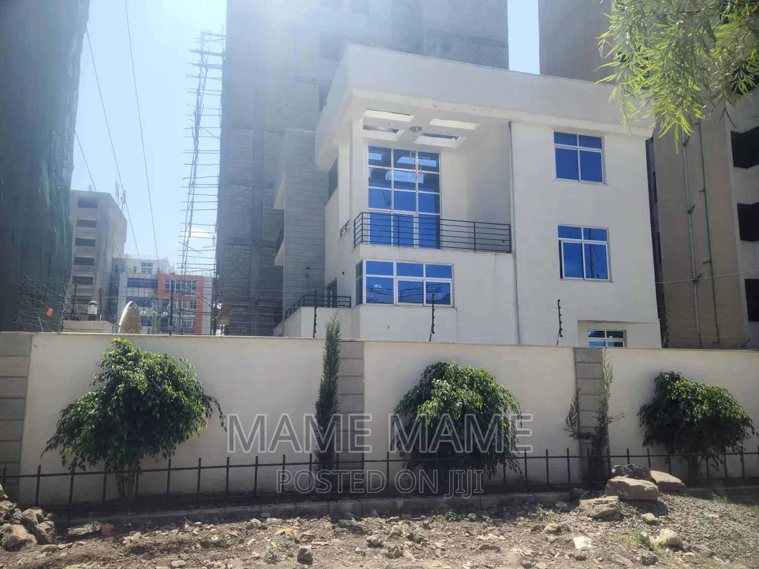 7bdrm House in Addis Abeba, Bole for sale