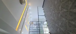 9bdrm House in አድስ አበባ, Bole for sale