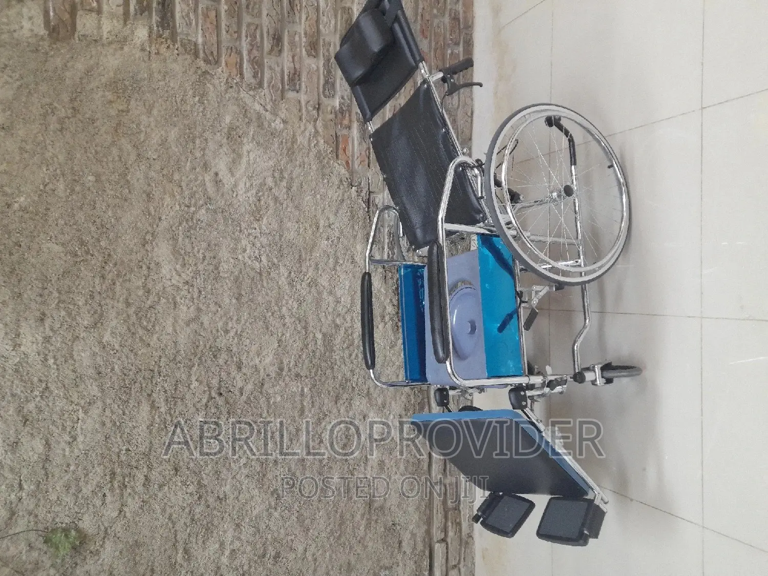 Toilet Commode+Recliniig Wheelchair'wheelchair:Wheelchair