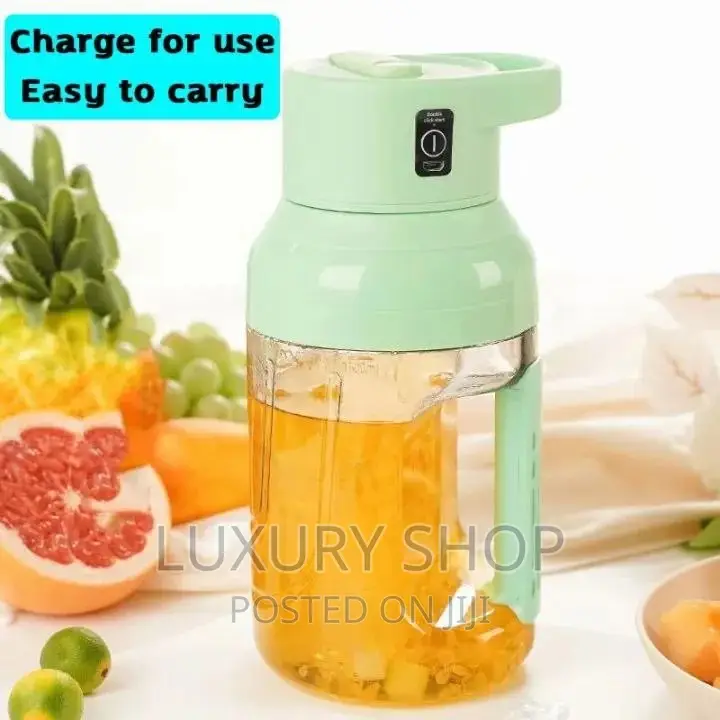 Electrical Portable Mini Juicer