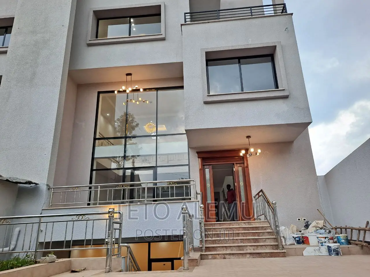 Furnished 8bdrm House in House For Sale, Bole for sale