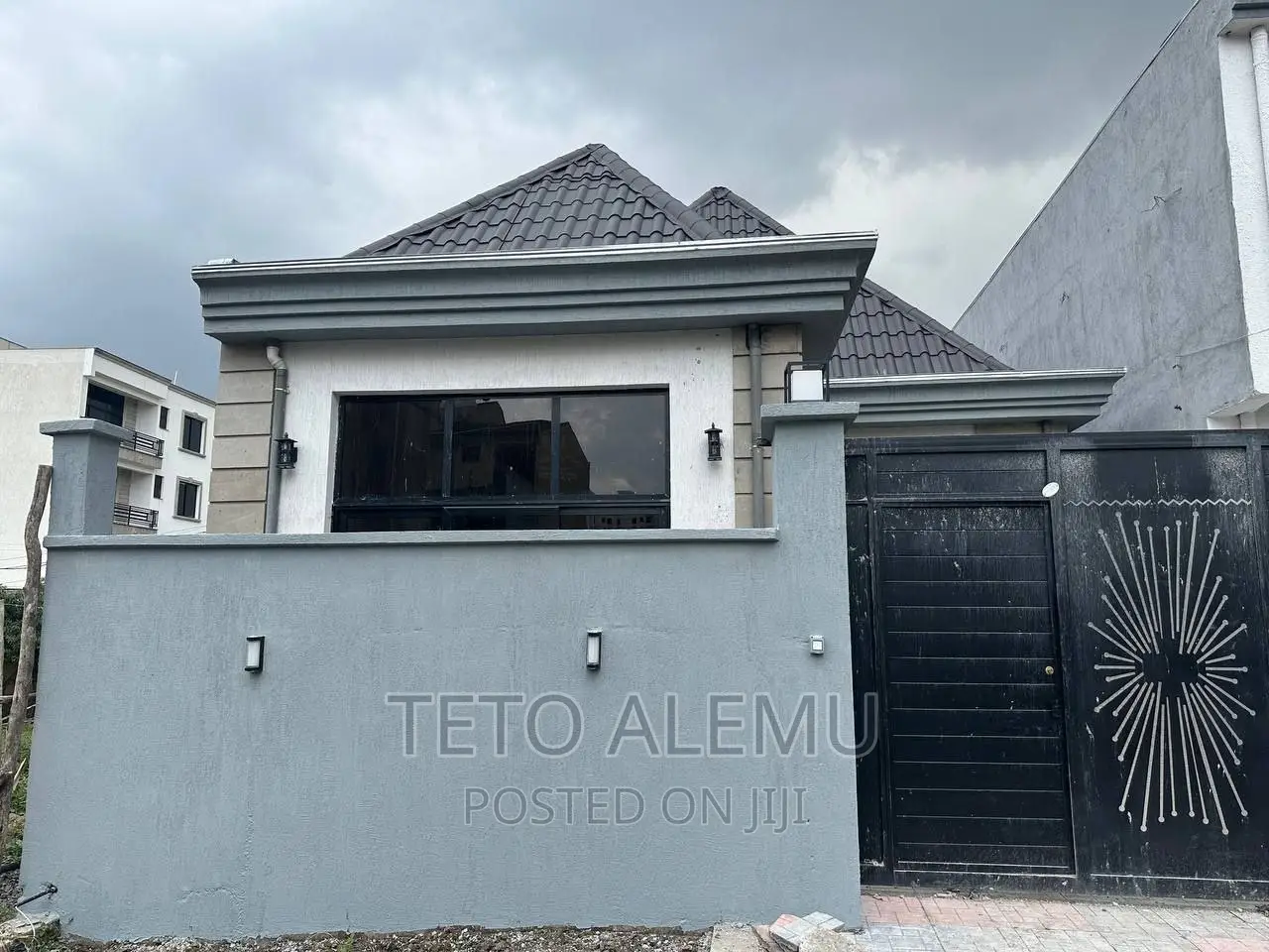 3bdrm Villa in Vila For Sale, Bole for sale