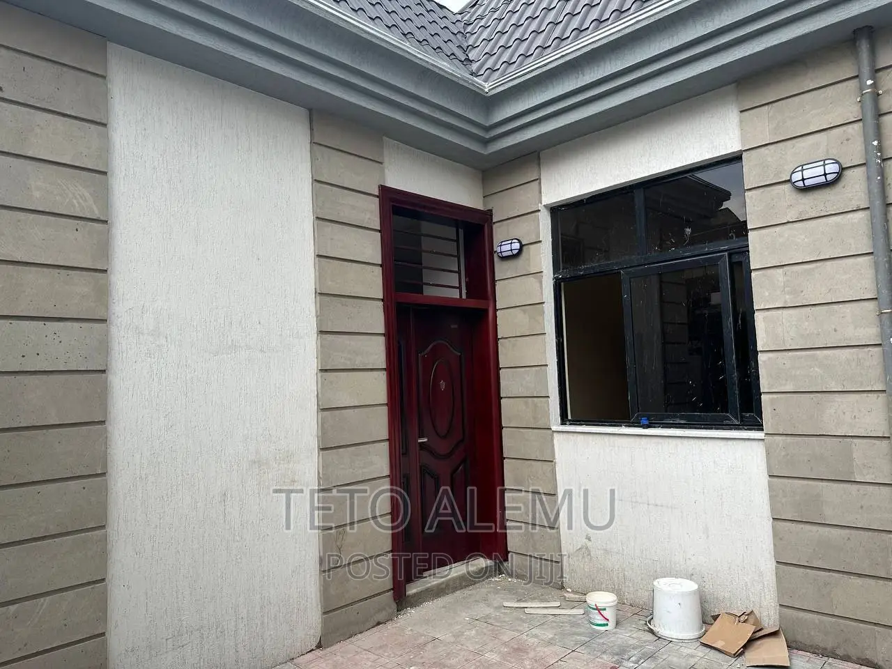 3bdrm Villa in Vila For Sale, Bole for sale