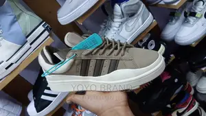 Photo - Orginal Bad Buuny Adidas