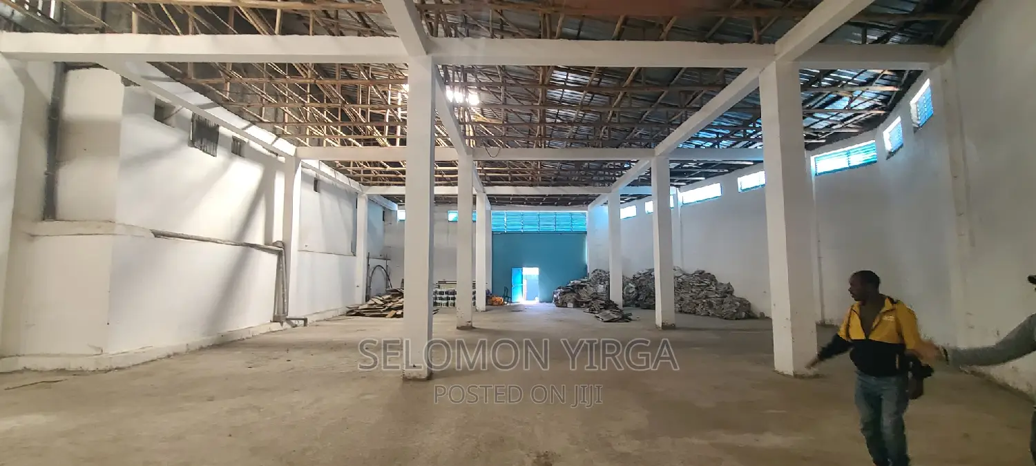 Lekiray Yekarb Megazn