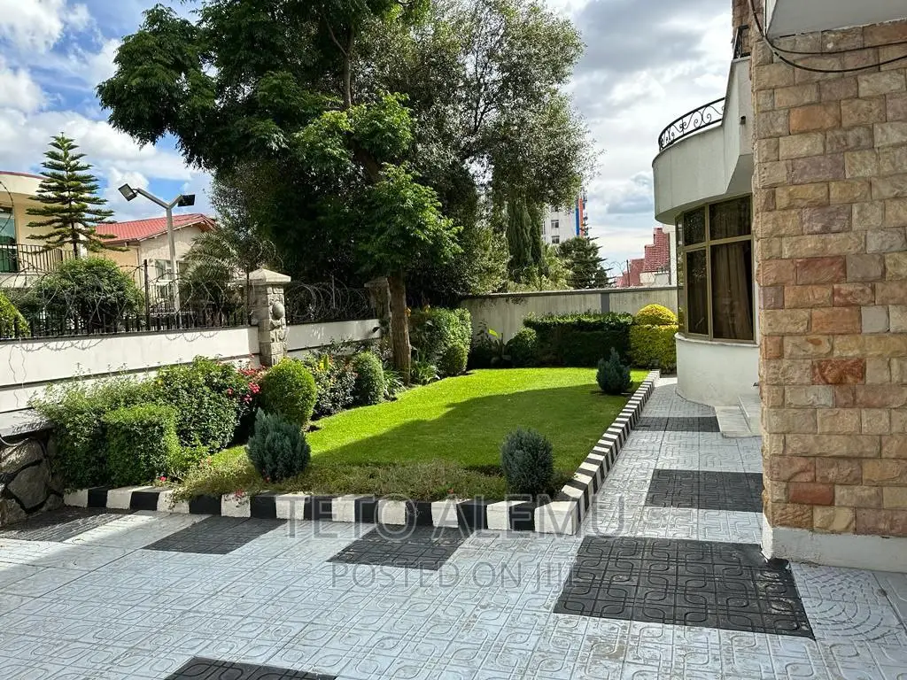 Furnished 5bdrm House in House For Sale, Yeka for sale