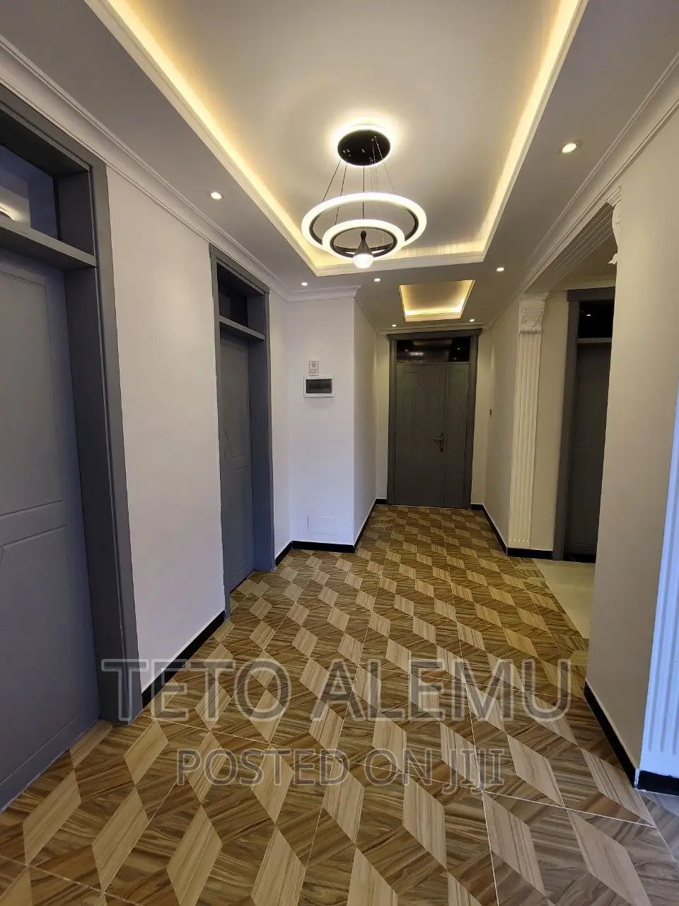 10bdrm House in House For Sale, Bole for sale