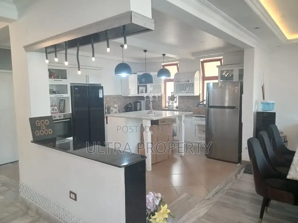 Furnished 4bdrm Villa in Bole for rent