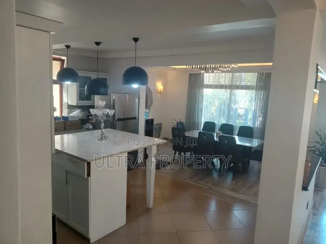 Furnished 4bdrm Villa in Bole for rent