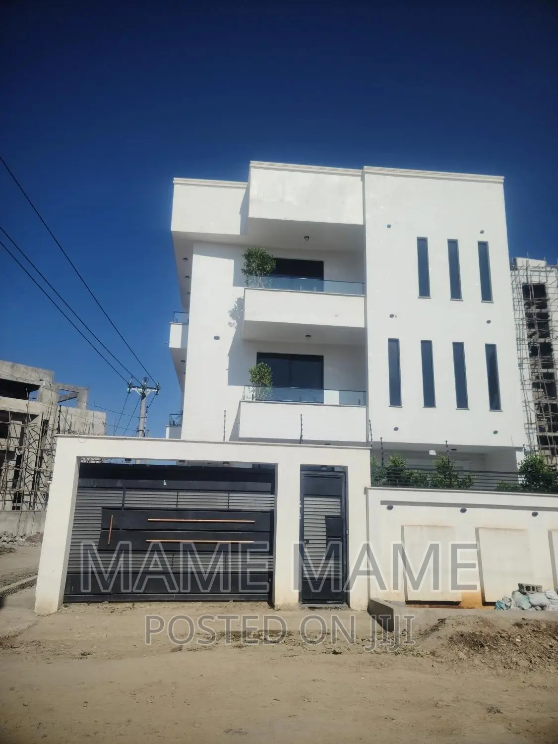 7bdrm House in Addis Abeba, Bole for sale