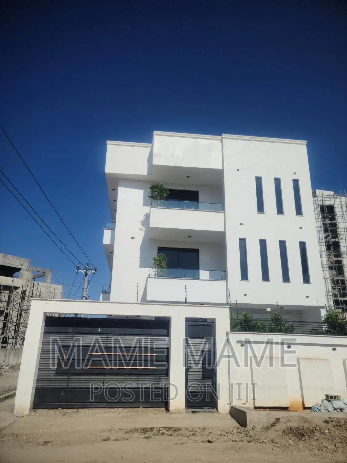 7bdrm House in Addis Abeba, Bole for sale