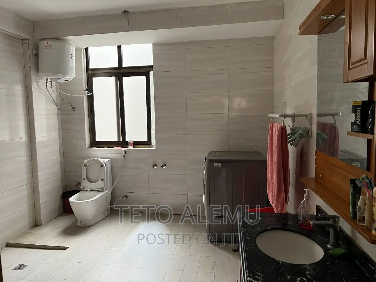 Furnished 4bdrm House in House For Sale, Bole for sale