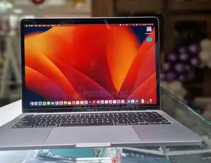 New Laptop Apple MacBook Pro 2020 M1 16GB Apple M1 Pro SSD 256GB