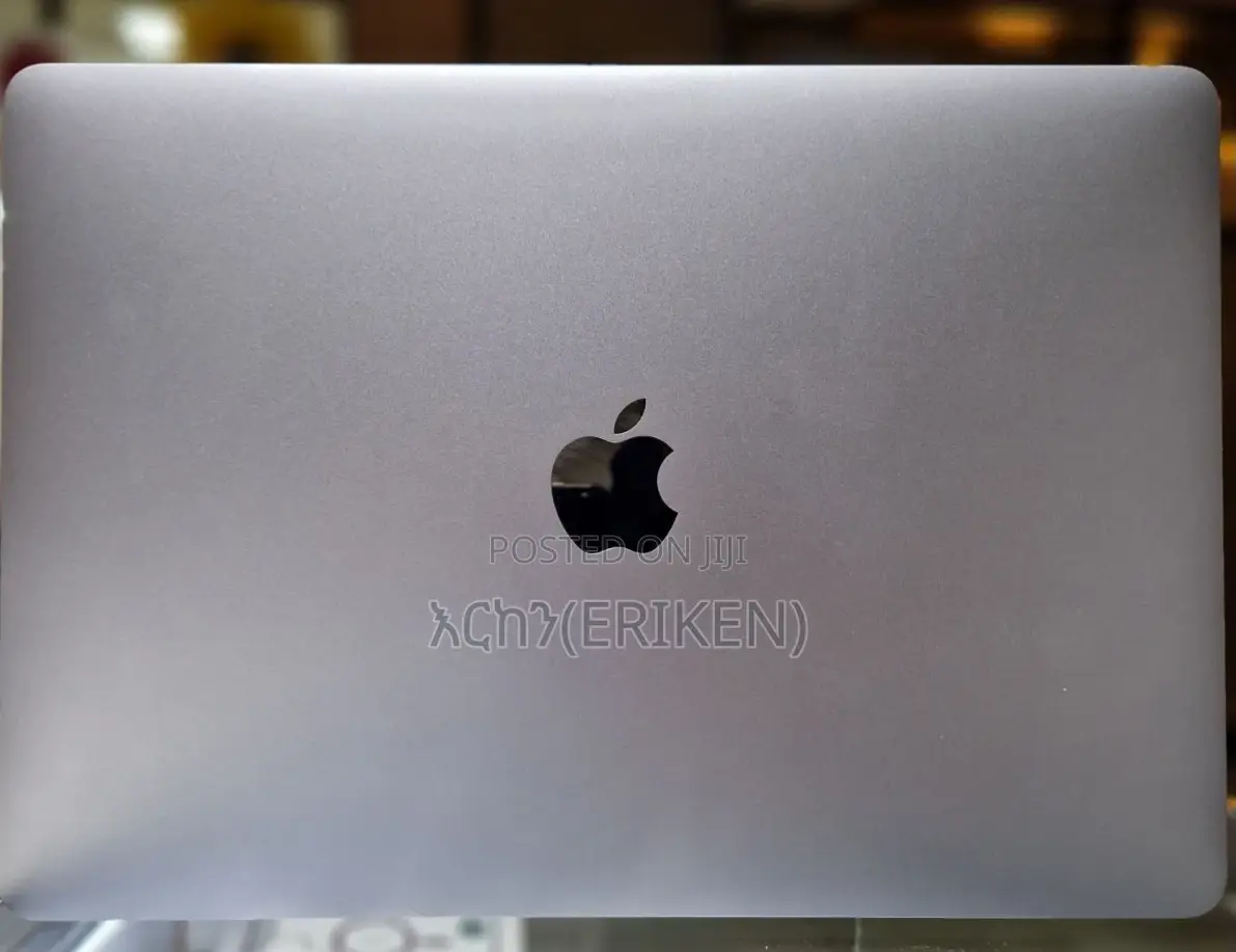 New Laptop Apple MacBook Pro 2020 M1 16GB Apple M1 Pro SSD 256GB