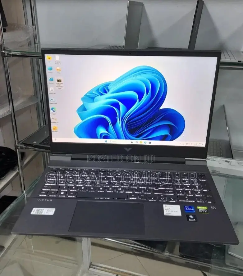 New Laptop HP Victus 16 16GB Intel Core I7 SSD 512GB