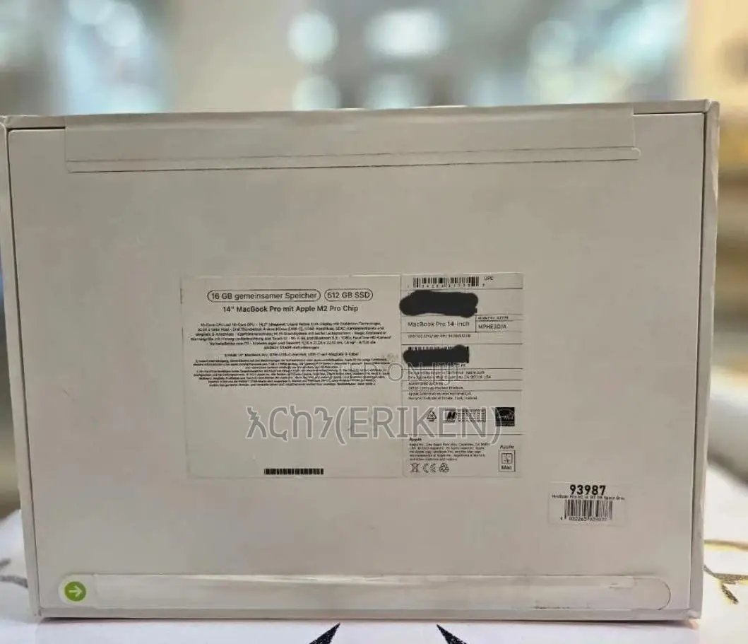 New Laptop Apple MacBook Pro 2022 M2 16GB Apple M2 SSD 512GB