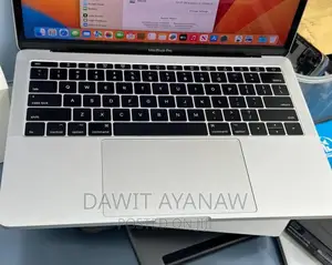 New Laptop Apple MacBook Pro 2017 8GB Intel Core I5 SSD 256GB