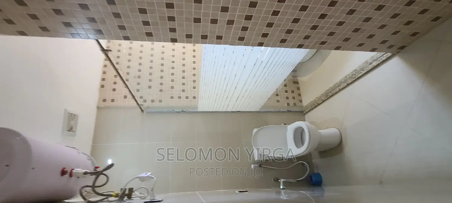 3bdrm Apartment in Addes Abeba, Nifas Silk-Lafto for sale