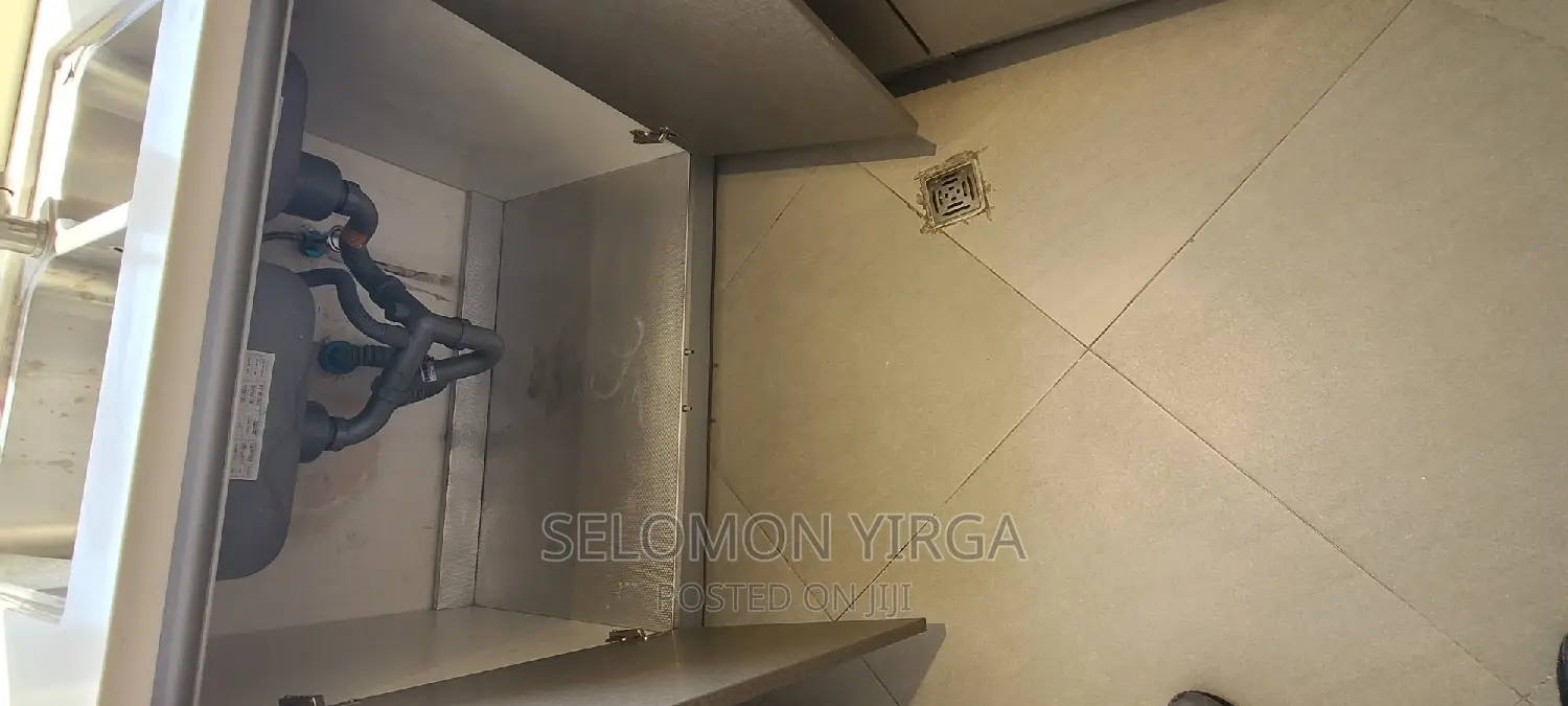 3bdrm Apartment in Addes Abeba, Nifas Silk-Lafto for sale