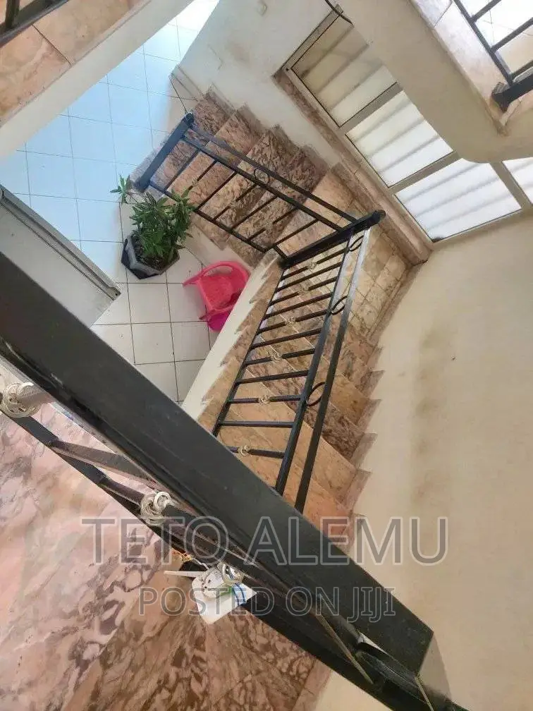 Furnished 5bdrm House in House For Sale, Bole for sale