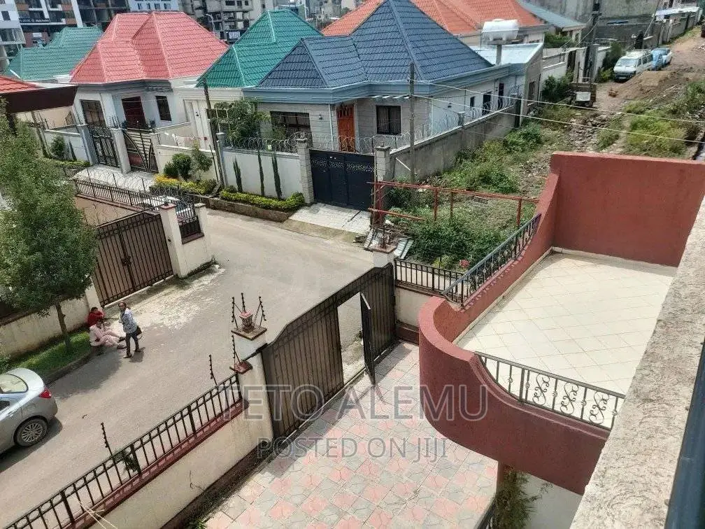 Furnished 5bdrm House in House For Sale, Bole for sale