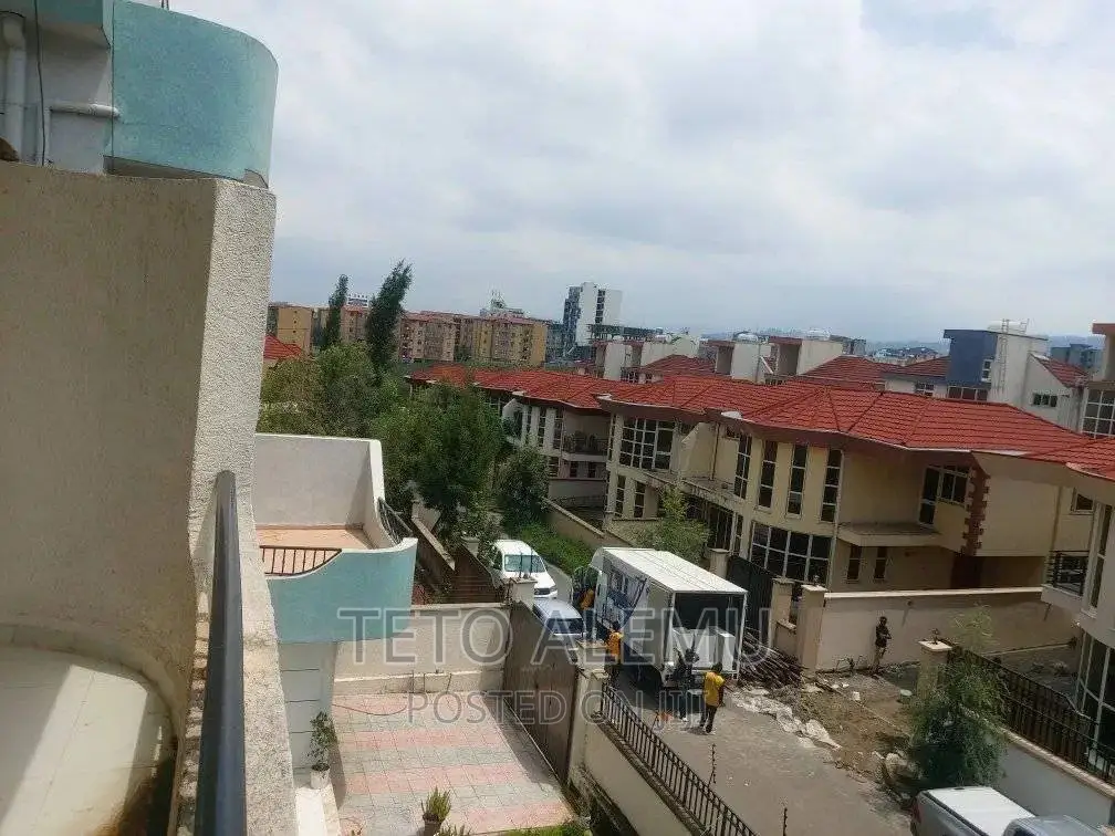 Furnished 5bdrm House in House For Sale, Bole for sale