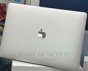 Photo - New Laptop Apple MacBook Pro 2017 8GB Intel Core I5 SSD 256GB