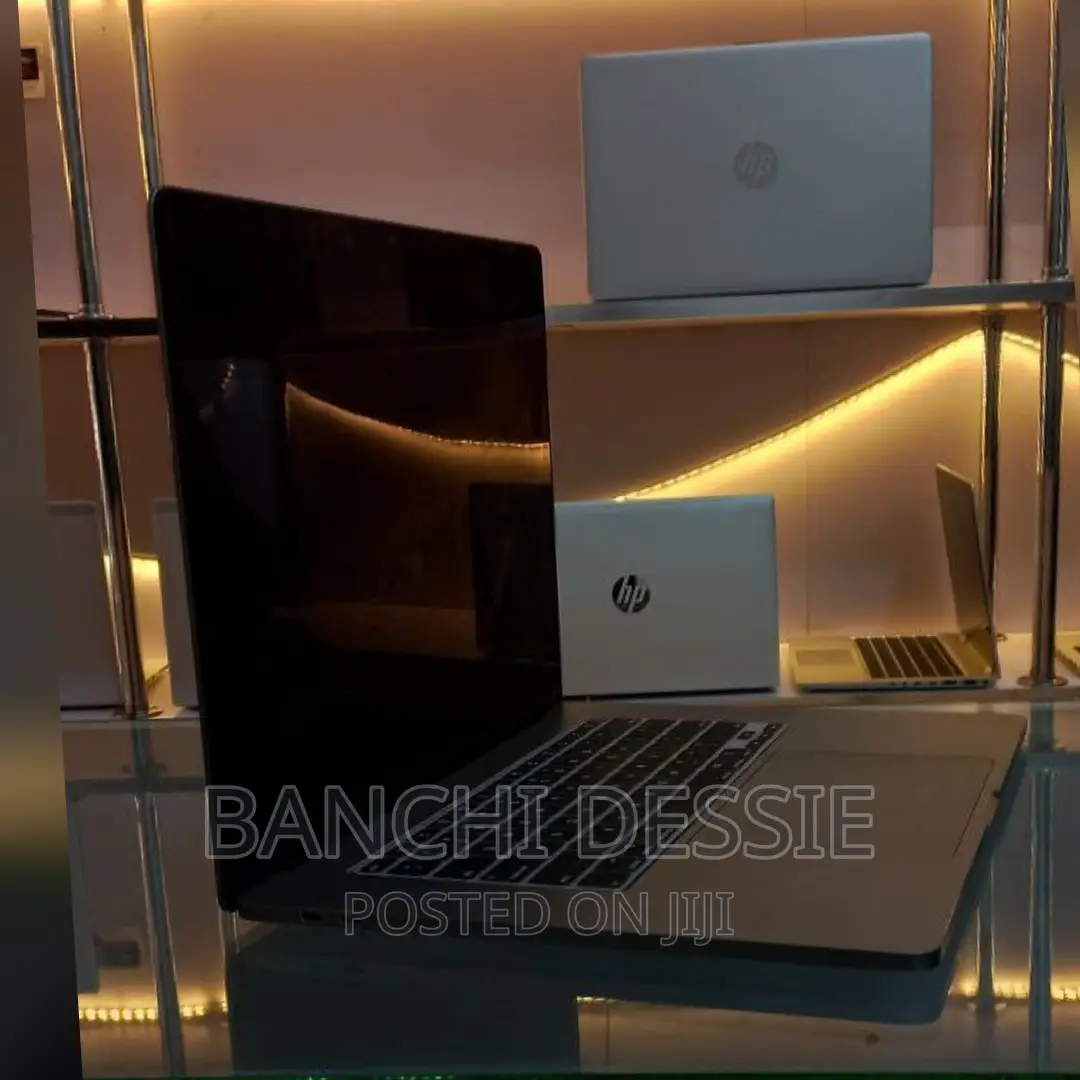 New Laptop Apple MacBook Pro 2019 8GB Intel Core I9 SSD 1T